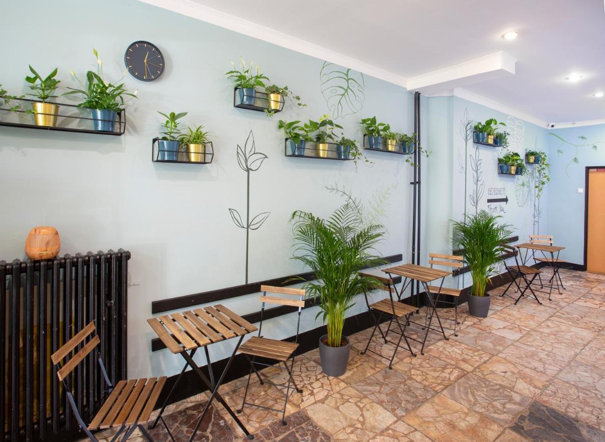 Patio Hostel براتسيلافا المظهر الخارجي الصورة