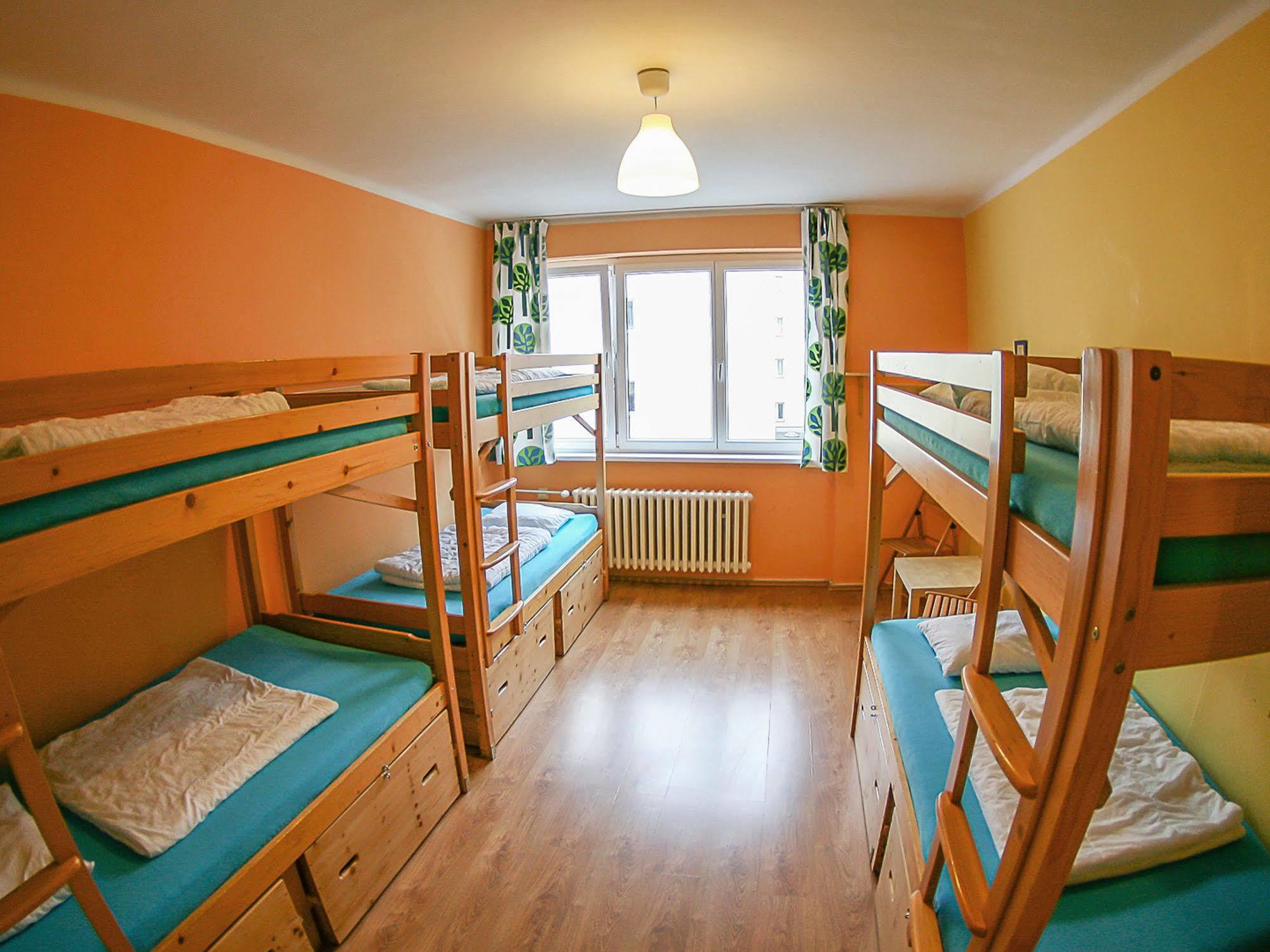 Patio Hostel براتسيلافا المظهر الخارجي الصورة
